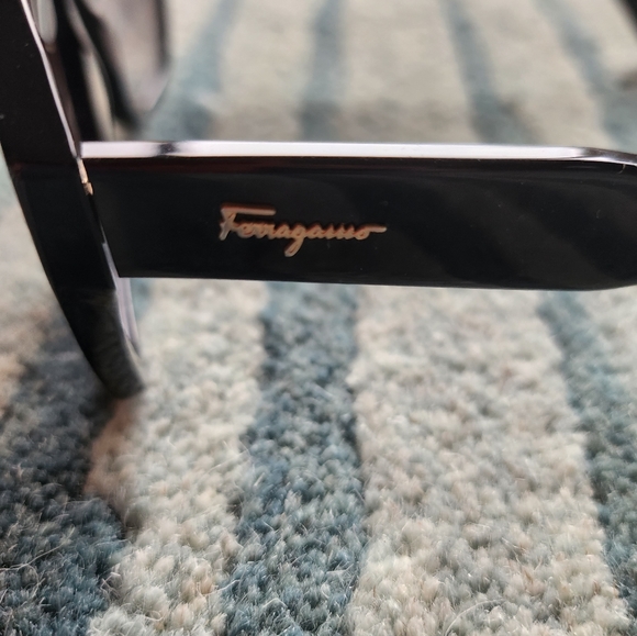*SALE! NWT Salvatore Ferragamo Sunglasses SF894S 55-17-140 - Picture 4 of 10